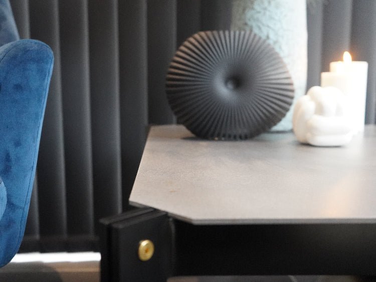 AXIS-sofabord-raa-staal