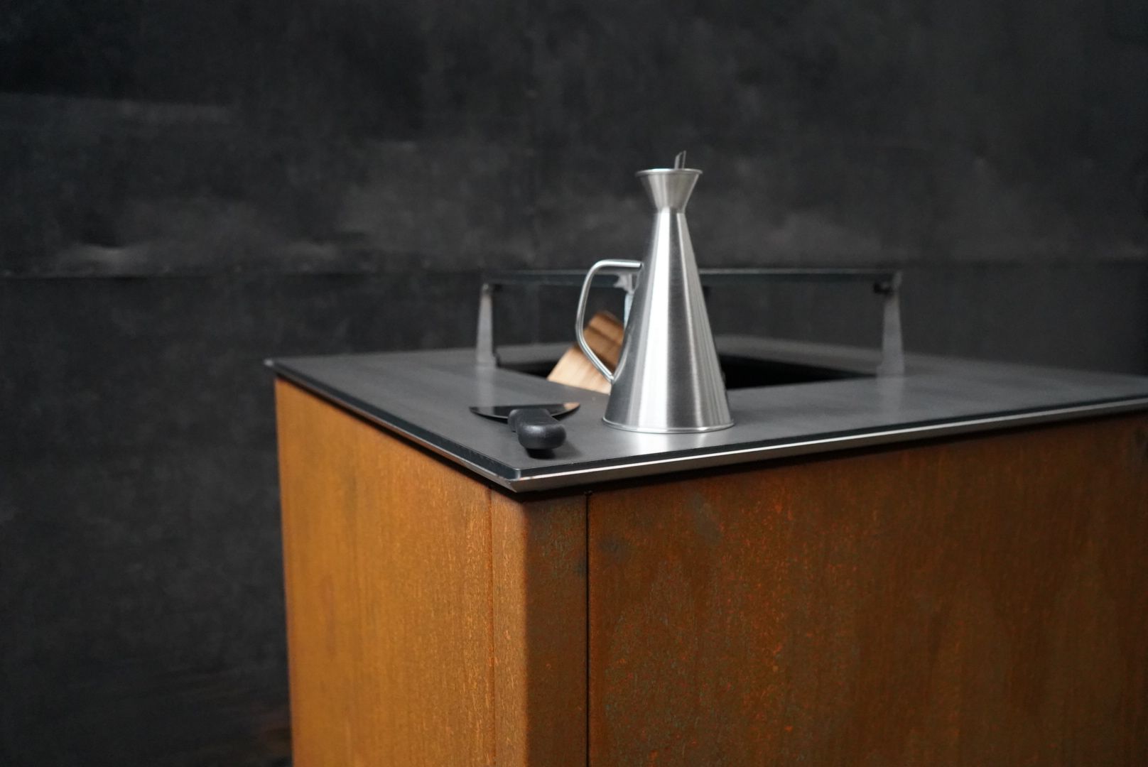 Højbede og plantekasser i stål - Bestil i specialmål