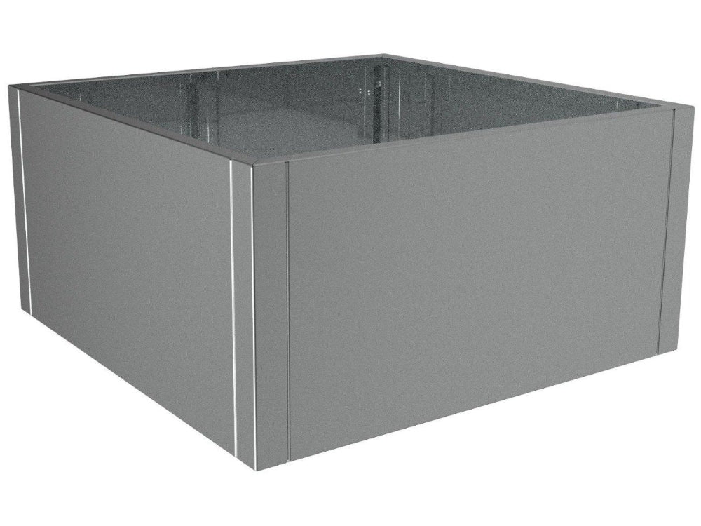 CUBY lav kvadratisk plantekasse i galvaniseret stål vist som fritstående produkt