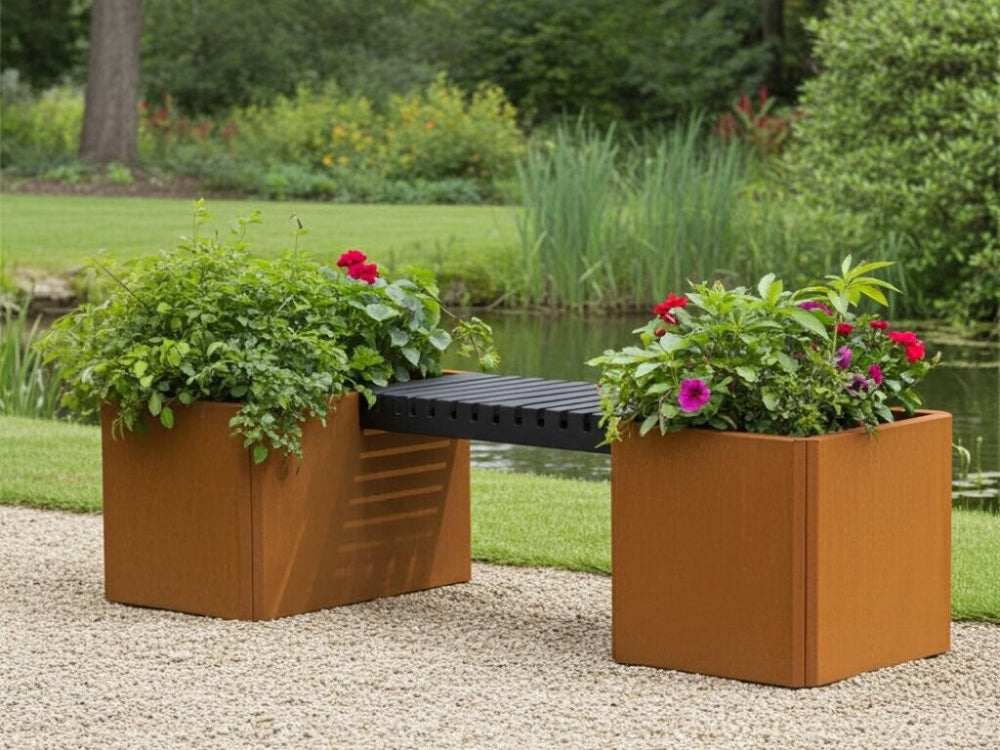 EDGY bænksæt i cortenstål med integrerede plantekasser