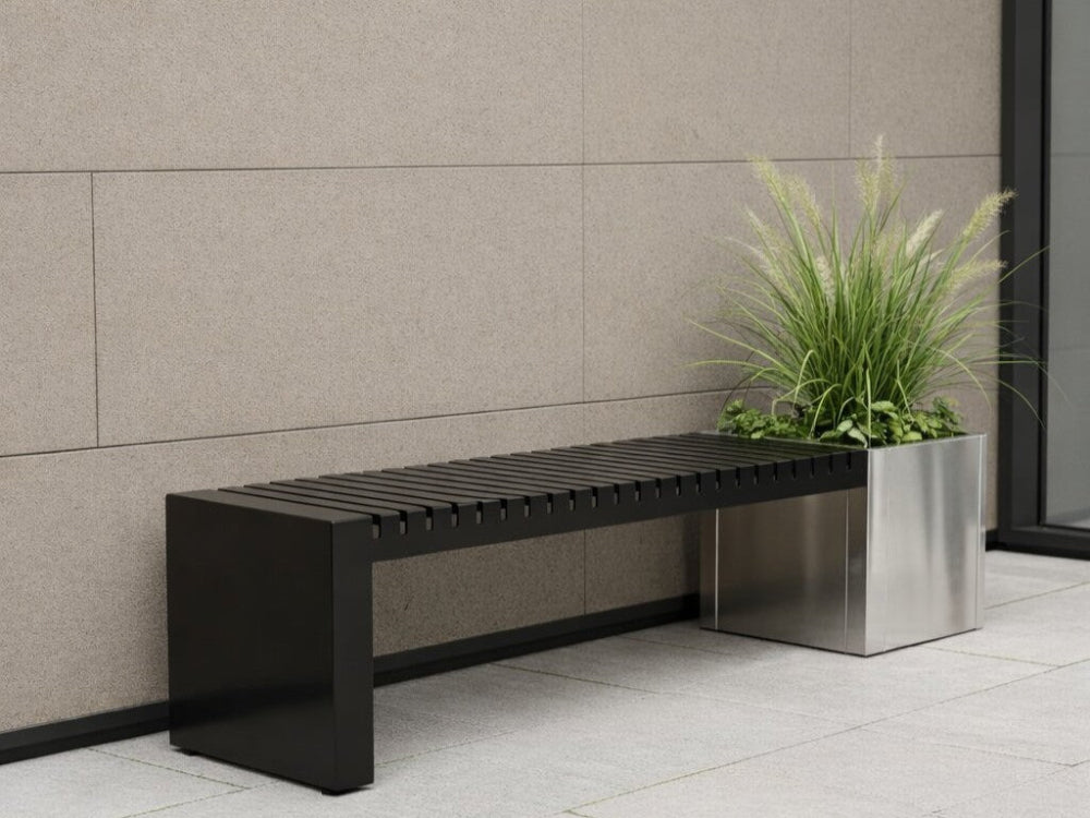 Endebænk i sort stål til terrasse eller indgangsparti