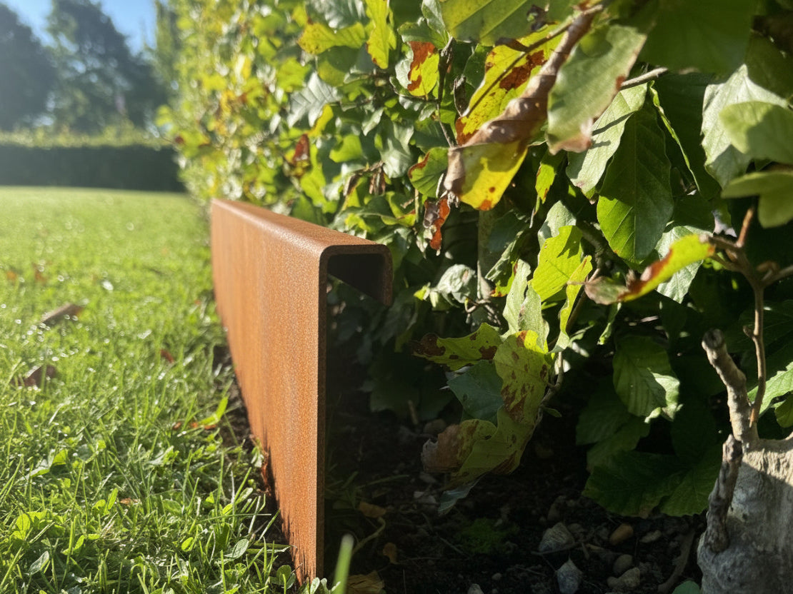 cortenstål graeskant med ombuk detalje