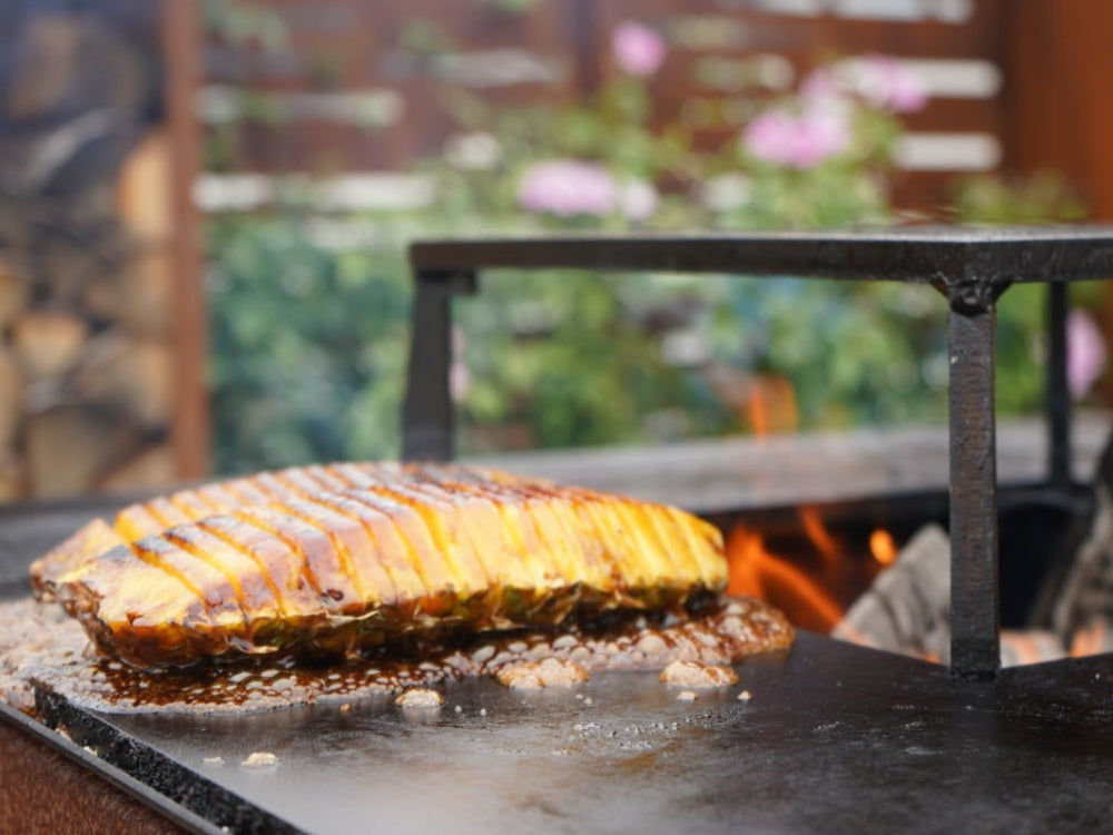 Bålgrill sort CUBY 60 x 60 x 80 cm