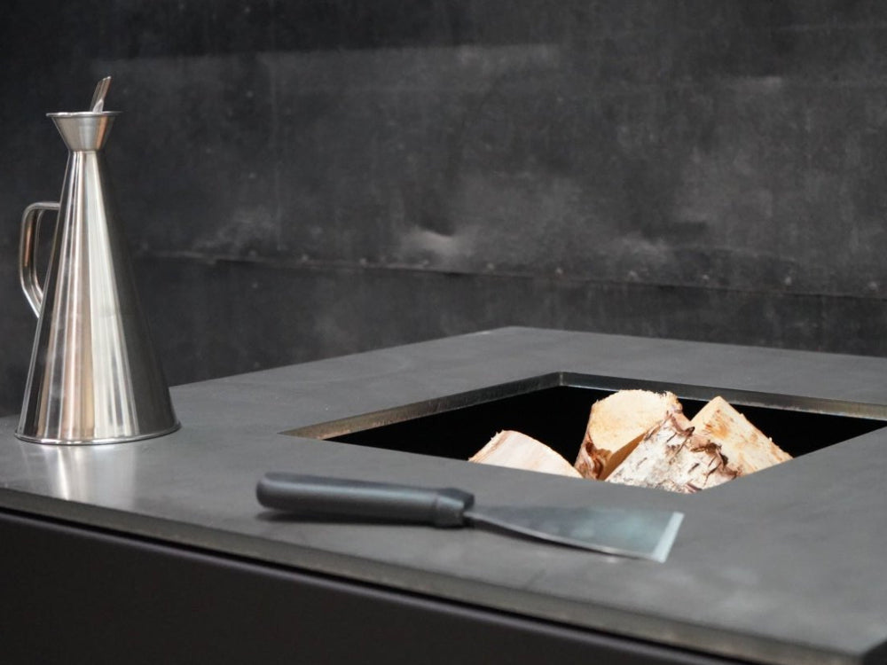 Bålgrill sort CUBY 60 x 60 x 80 cm