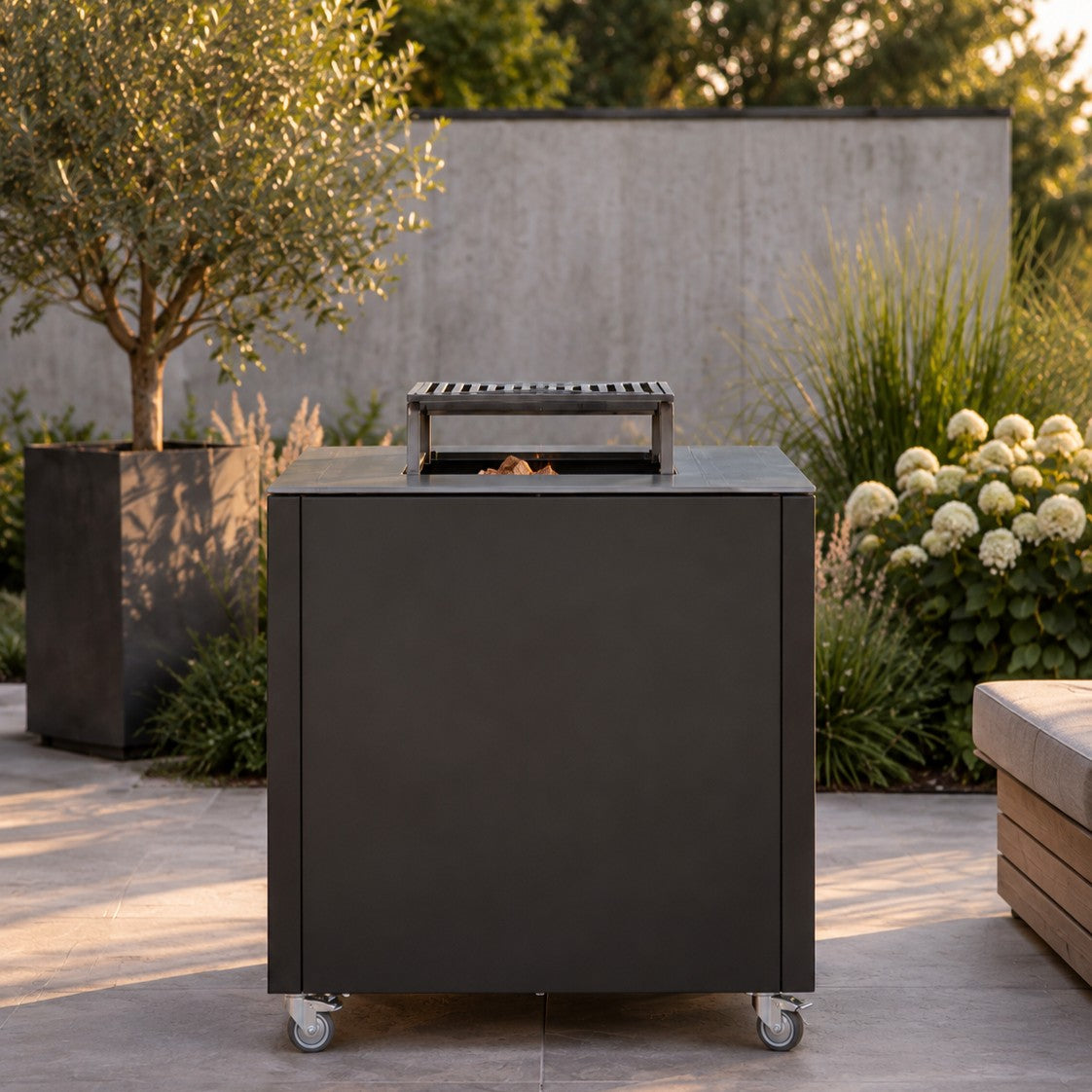 Bålgrill sortlakeret CUBY 80 x 80 x 80 cm