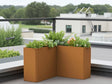 EDGY høj vinkel plantekasse i cortenstål med varieret beplantning på tagterrasse